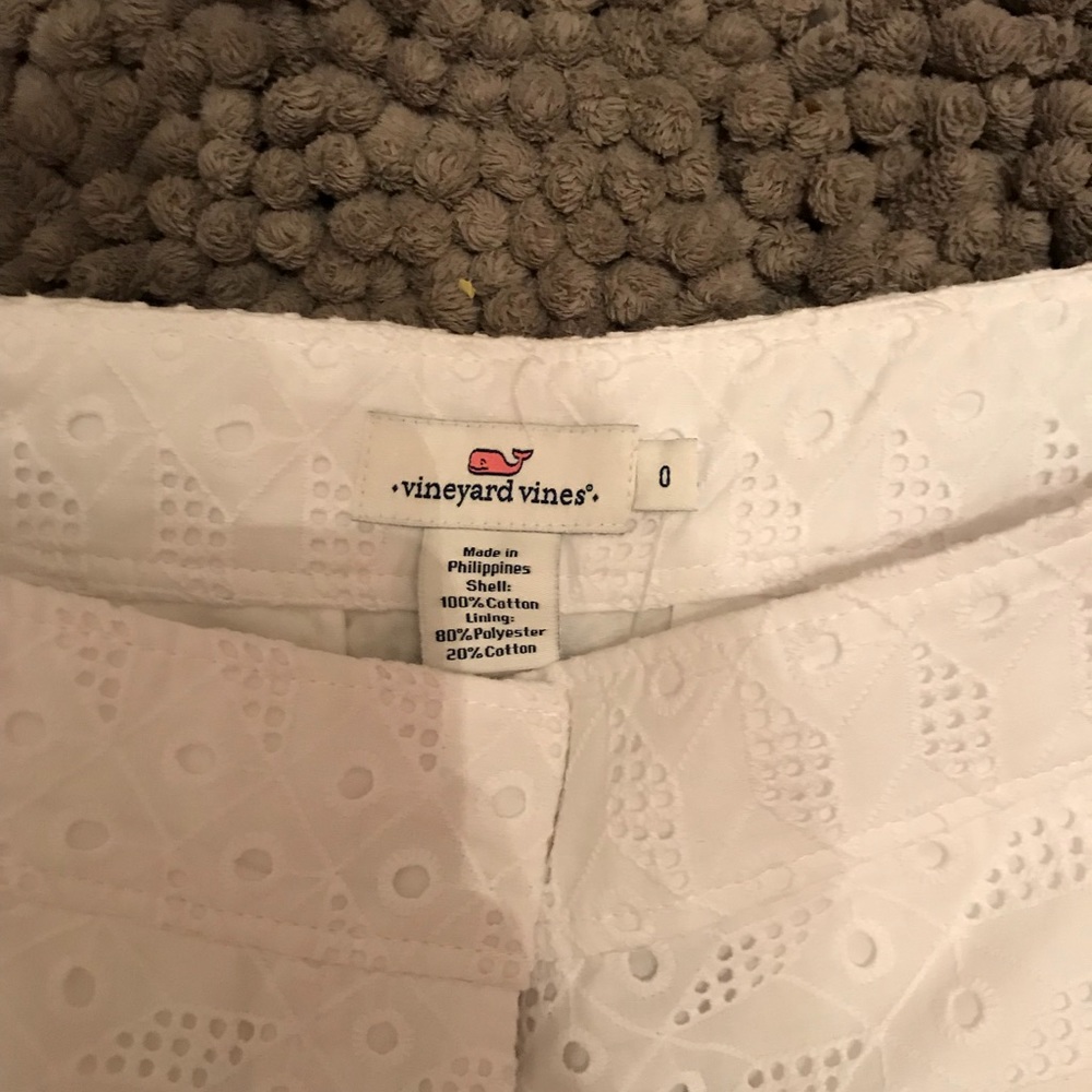 VINEYARD VINE white shorts size 0
